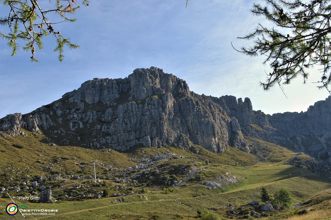 12 Dal Rif. Lecco vista sullo Zucco Barbesino.JPG